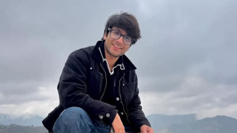 Meet Sourav Joshi, The YouTuber Who Sparked The Mercedes-E20 Petrol Debate