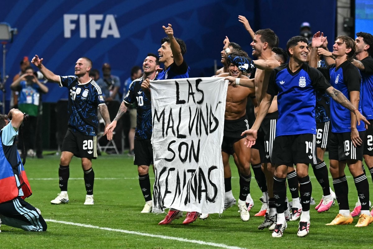 Argentina supporters display Falklands banner after World Cup 2026 semi-final win over England