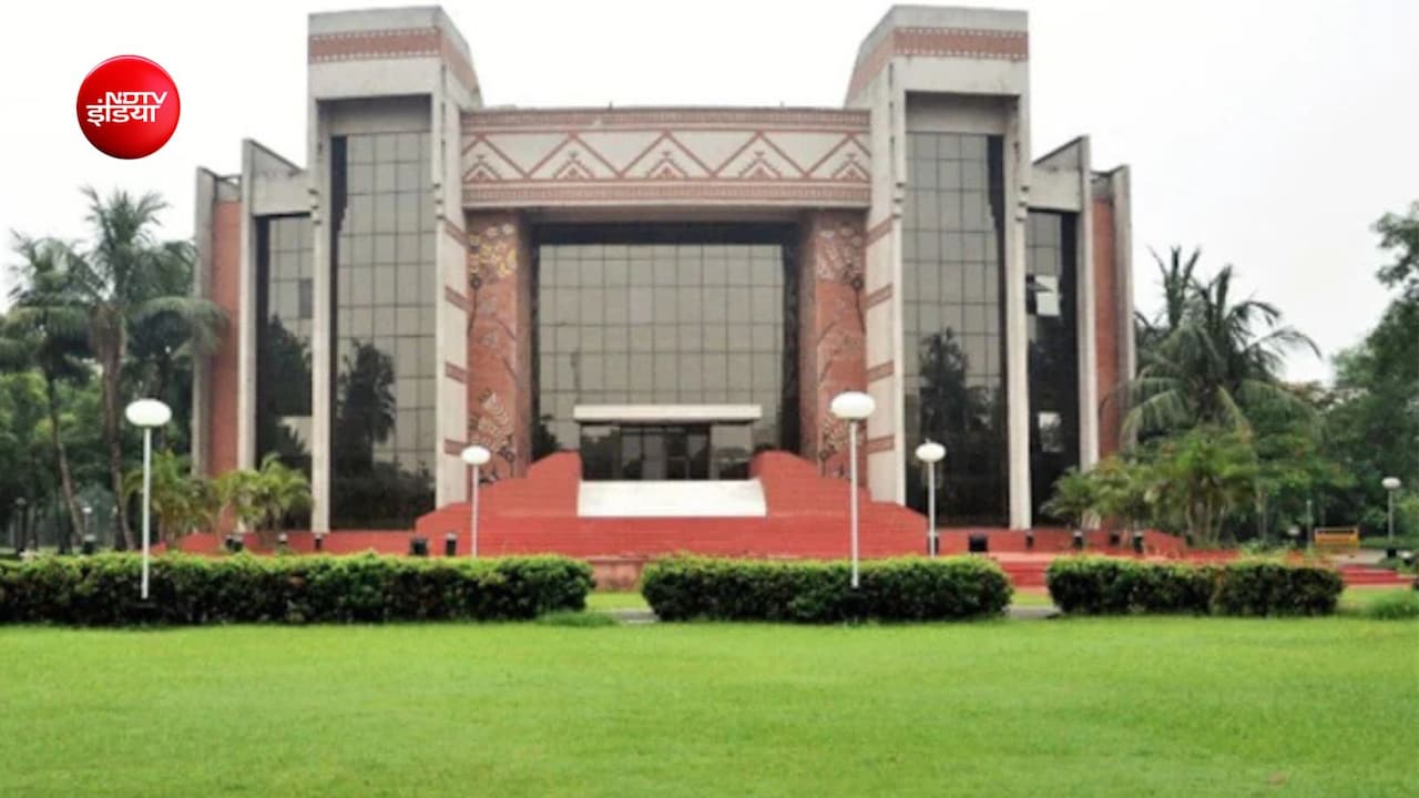 BJP की बंगाल चुनाव रणनीति पहुंची IIM कलकत्ता, छात्रों को पढ़ाई जाएगी केस स्टडी