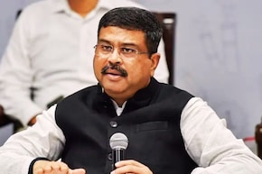 Dharmendra Pradhan : शिक्षणमंत्री धर्मेंद्र प्रधानांच्या राजीनाम्यासाठी देशभरात आक्रोश; मंत्र्यांकडे संपत्ती किती, माहिती आहे?