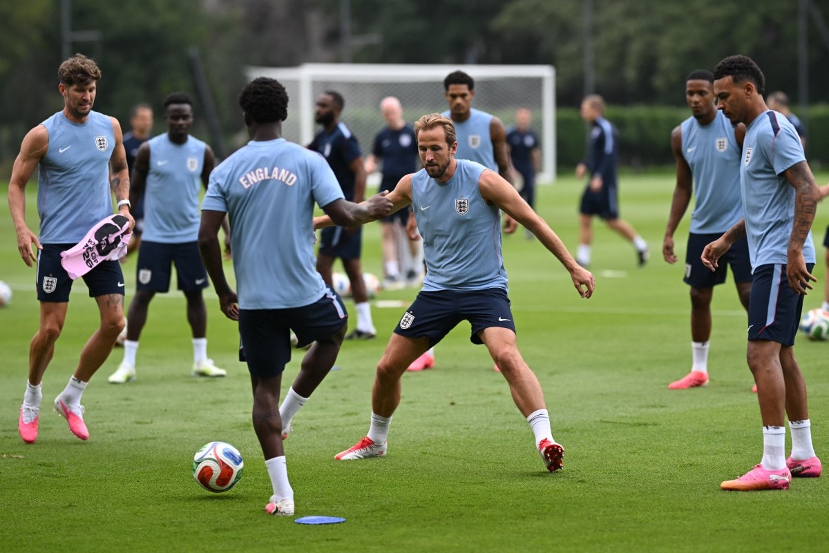 England Players To Take Viagra Ahead Of Mexico Clash? Coach Breaks Silence