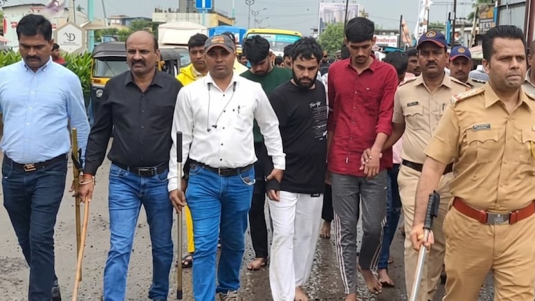 Kalyan News: प्रेयसीसमोर 'पेंद्या भाई'चा गेम,कल्याण पोलिसांचा कडक हिसका; आरोपींची भर रस्त्यात उतरवली मस्ती!