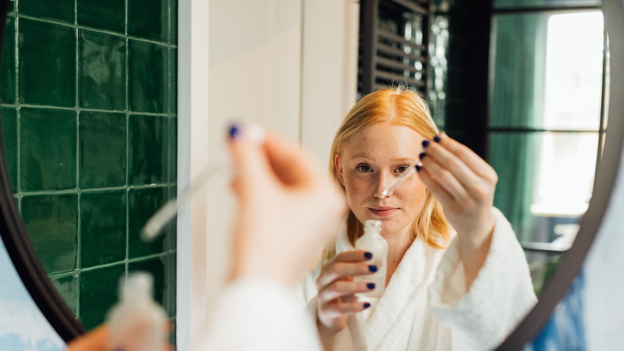 Vitamin C Serum Colour Guide: What Yellow, Orange And Brown Mean