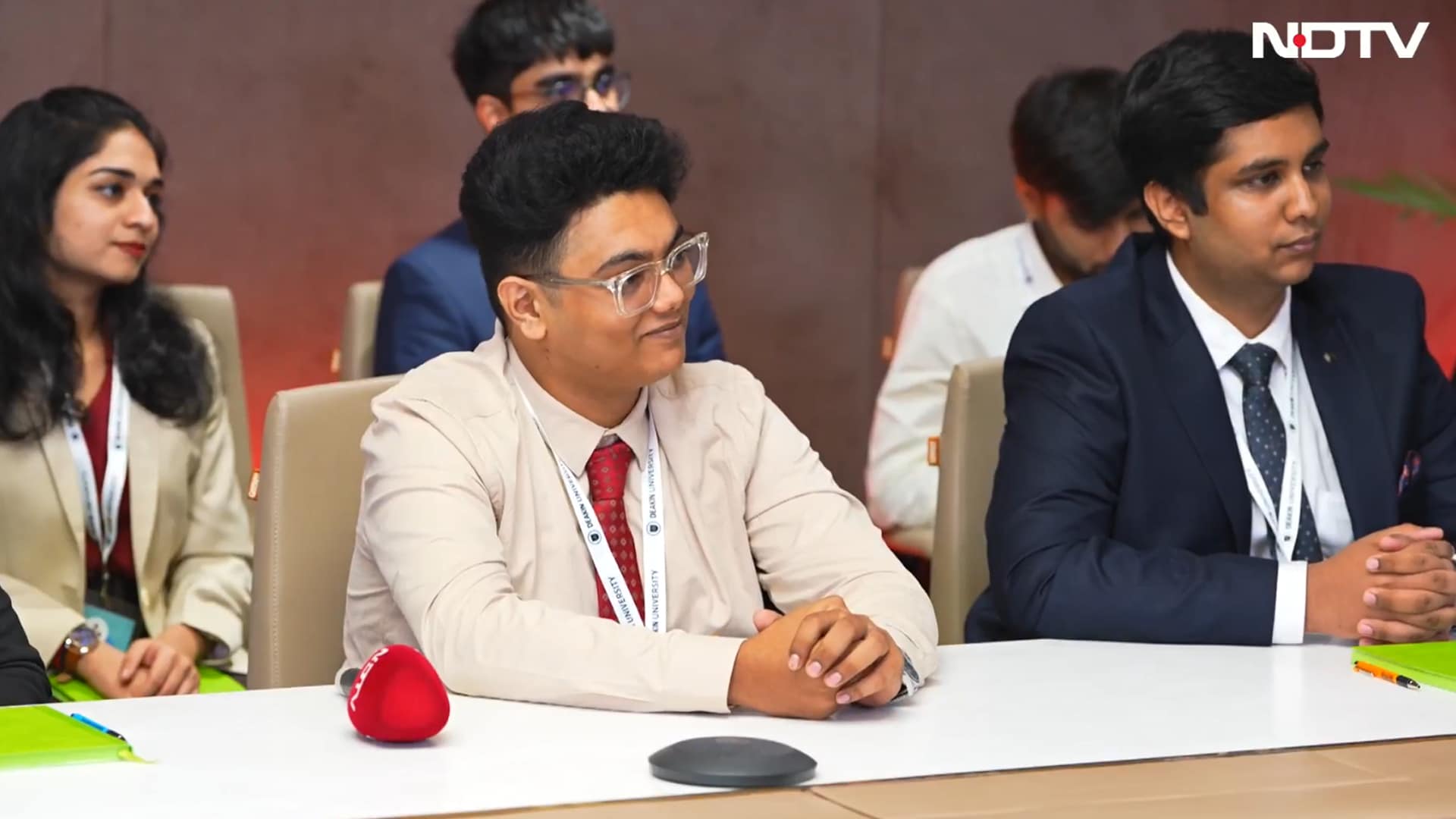 Deakin University & NDTV Changing Lives: 20 Minds. 6 Seats. One Future