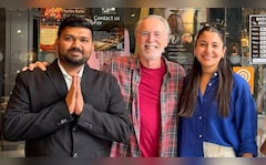 Anushka Sharma Spotted With Spiritual Teacher Krishna Das At London Restaurant