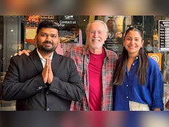 Viral Pics: Anushka Sharma Spotted With Spiritual Teacher Krishna Das At A London Restaurant