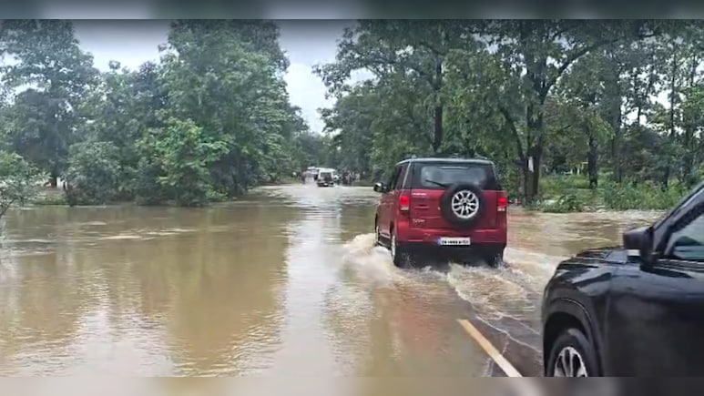 Weather Update: छत्तीसगढ़ में मॉनसून पर ब्रेक: 3 दिनों तक थमेगी बारिश,गरियाबंद-महासमुंद में बाढ़ जैसे हालात