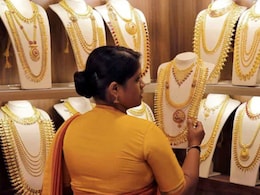 Gold Silver Prices: सोना-चांदी को ये हुआ क्&zwj;या है, न बढ़ रहे, न घट रहे दाम!  गोल्&zwj;ड-सिल्&zwj;वर की चाल देखिए