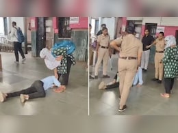 'थोड़ी तो सेल्फ रिस्पेक्ट रखो...' महिला के पैर पकड़कर गिड़गिड़ाया युवक, रेलवे प्लेटफॉर्म पर हुआ हाई वोल्टेज ड्रामा