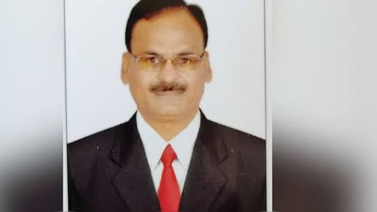 Karnataka Governor Suspends KPSC Chief Over Daughters' Selection Row