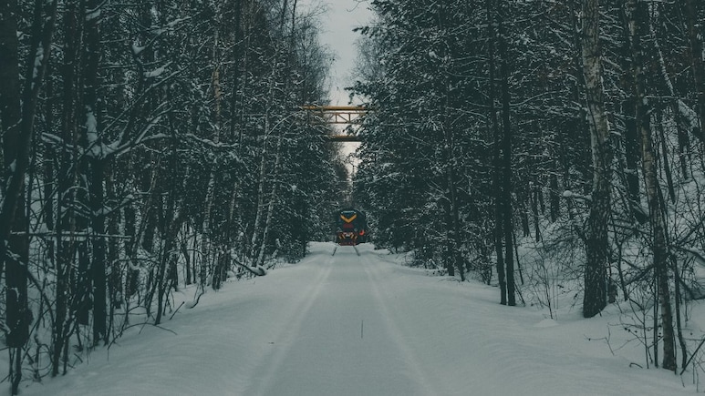 The World's Longest Railway Journey Crosses 8 Time Zones Across Russia In A Week
