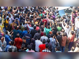 कोलकाता में कार्रवाई पर बांग्लादेश में प्रदर्शन: मस्जिद हटाने का विरोध, 'सौरव सिकदर को फांसी दो' के लगे नारे