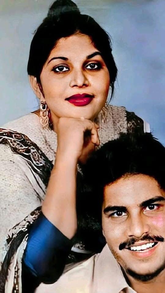 अमर सिंह चमकीला और उनकी दूसरी पत्नी अमरजोत कौर. अमर सिंह चमकीला और उनकी दूसरी पत्नी अमरजोत कौर.
