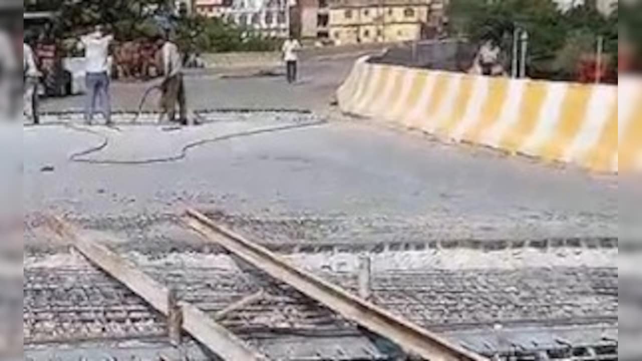 26 करोड़ बजट, 11 साल इंतजार और 96 घंटे में बंद... बिहार में भ्रष्टाचार का नया 'फ्लाईओवर'
