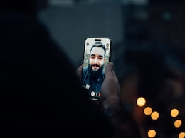 Apple Issues Warning To Millions Of iPhone Users As Scammers Weaponise FaceTime