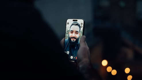 Apple Issues Warning To Millions Of iPhone Users As Scammers Weaponise FaceTime