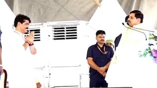 BJP विधायक ने लिया जूते-चप्पल त्यागने का प्रण, सीएम यादव ने मंच से कहा- शब्दों का ध्यान रखो