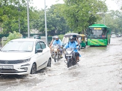 मॉनसून की झमाझम बारिश, दिल्ली, यूपी समेत 18 राज्यों में फिर बरसेंगे बदरा, जानें आज का मौसम