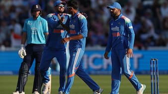 India Eye Dramatic Comeback After Kohli's Catch; Root On Cusp Of 100