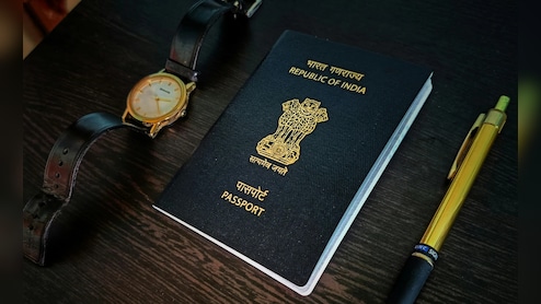 Vlogger Shares 10 Truths About Traveling That Everyone Secretly Relates To