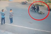बाइक सवार ने मारी टक्कर, कई फीट तक सड़क पर घसीटा; कथा सुनकर लौट रही महिला के साथ गंभीर हादसा