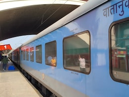 74 Passengers Served Expired Bread On Delhi-Bhopal Shatabdi Express, Indian Railways Fines Caterer
