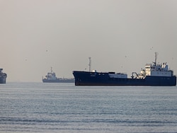 Iran, Oman Discuss Temporary Hormuz Corridor As Impasse With US Drags On