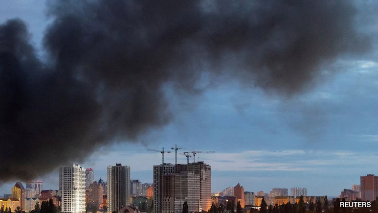 At Least 15 Killed As Russia, Ukraine Continue To Exchange Fire