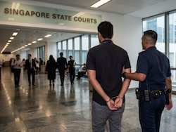 Indian Tourists In Singapore Steal Diamond Worth $1,54,000, Hide It In Mouth