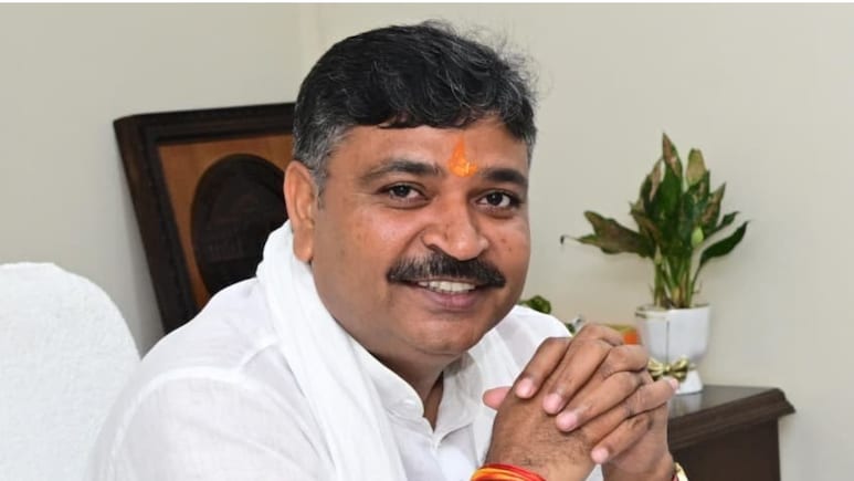 'यह छात्रों की जीत है, प्रधानमंत्री तुरंत स्वीकार करें', धर्मेंद्र प्रधान के इस्तीफे पर बोले टीकाराम जूली