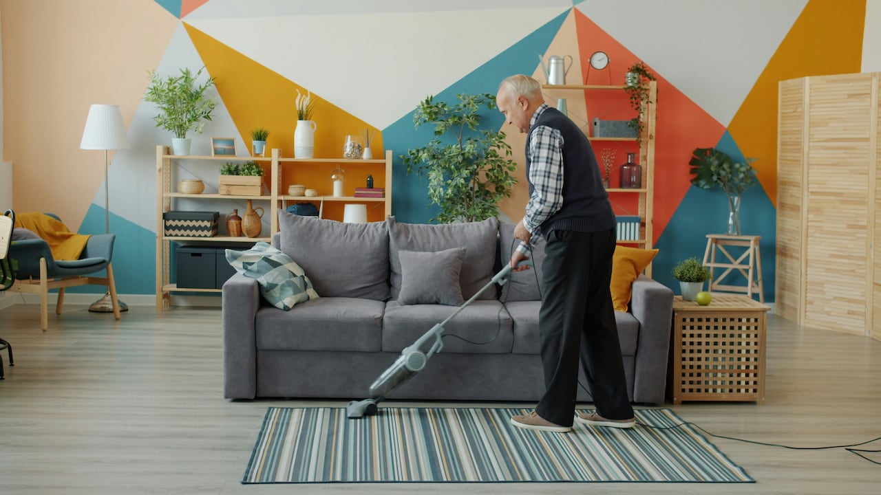Steam Mop Buying Guide: How To Choose The Right One For Your Floors Steam Mop Buying Guide: How To Choose The Right One For Your Floors