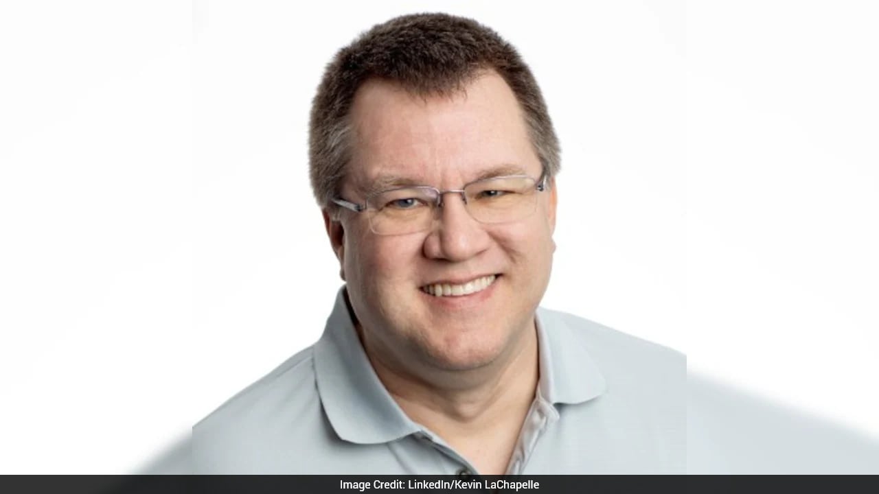 After 37 Years At Microsoft, An Xbox Vice President's First LinkedIn Post Is His Layoff Announcement