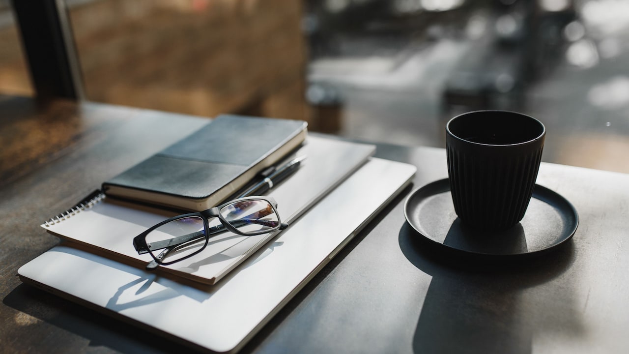 Which ceramic cups do you want to grab for your favourite office drink? Which ceramic cups do you want to grab for your favourite office drink?