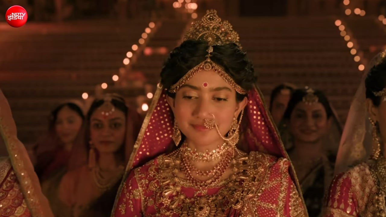 रामायणम् ट्रेलर रिलीज के बाद इतिहासकार ने उठाए जूलरी पर सवाल, 'ऐसे गहने उस समय पर मिलते ही नहीं थे'