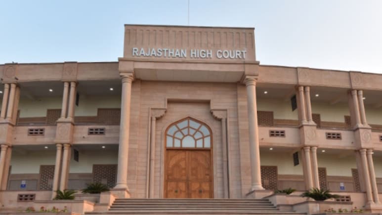 चपरासी भर्ती में जीरो नंबर वालों को हाईकोर्ट से राहत, मेरिट रद्द करने के फैसले पर लगाई रोक