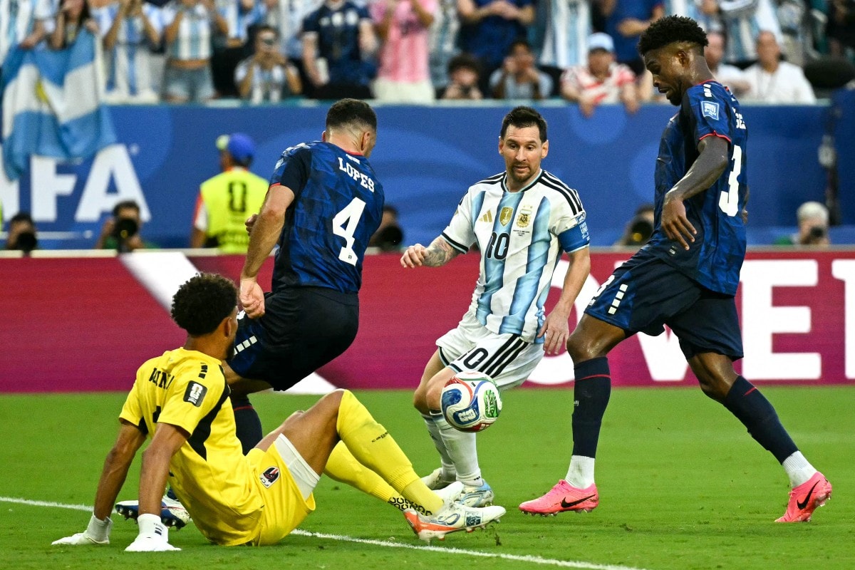 Messi's 1st Reaction On Argentina's Win Has A Special Message For Cape Verde