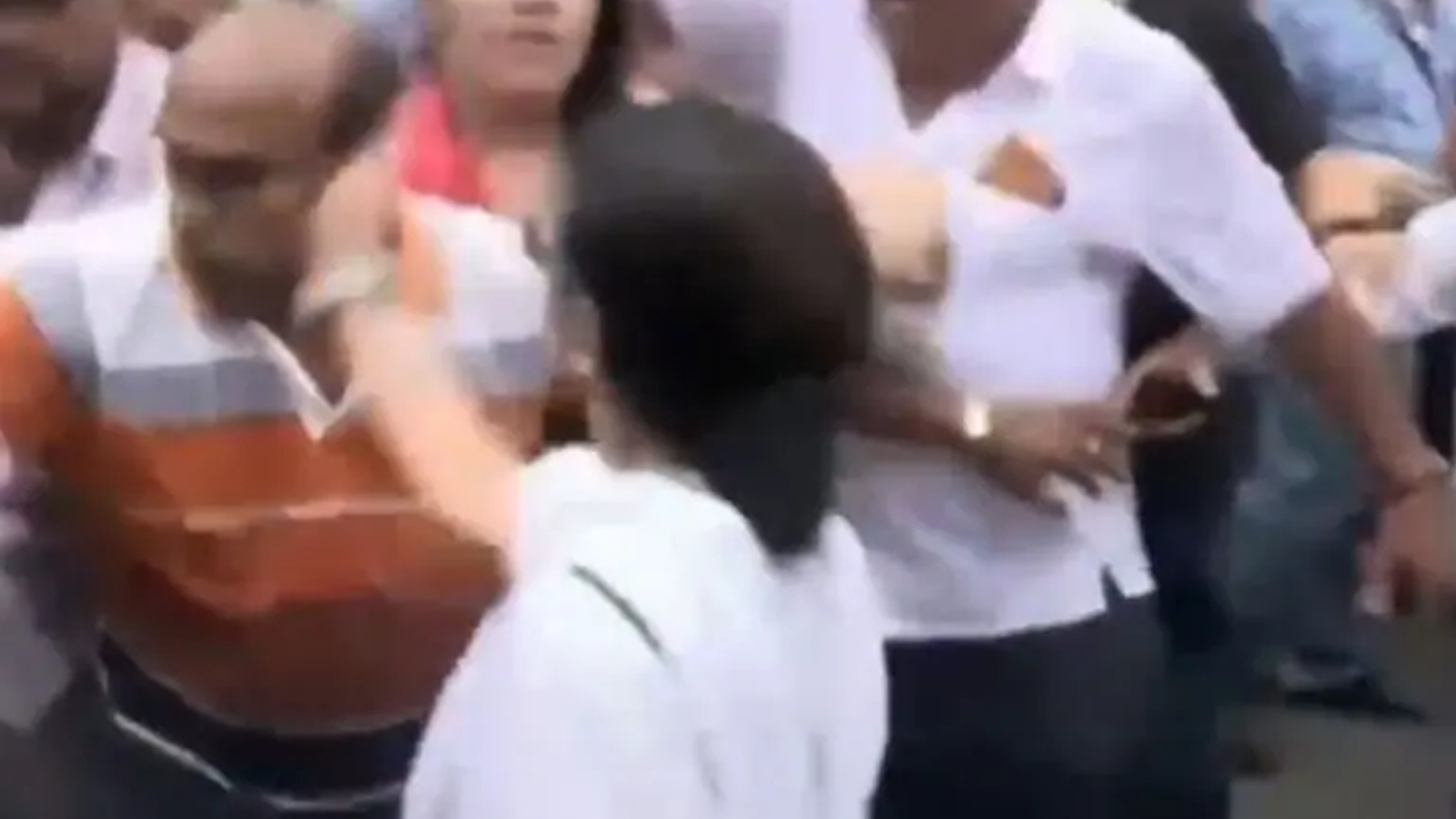 Mamata Banerjee Slaps Man Amid Trinamool vs BJP At Kolkata Rally