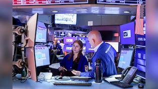 Wall Street Highlights: S&P 500, Nasdaq Notch Best Quarter Since 2020
