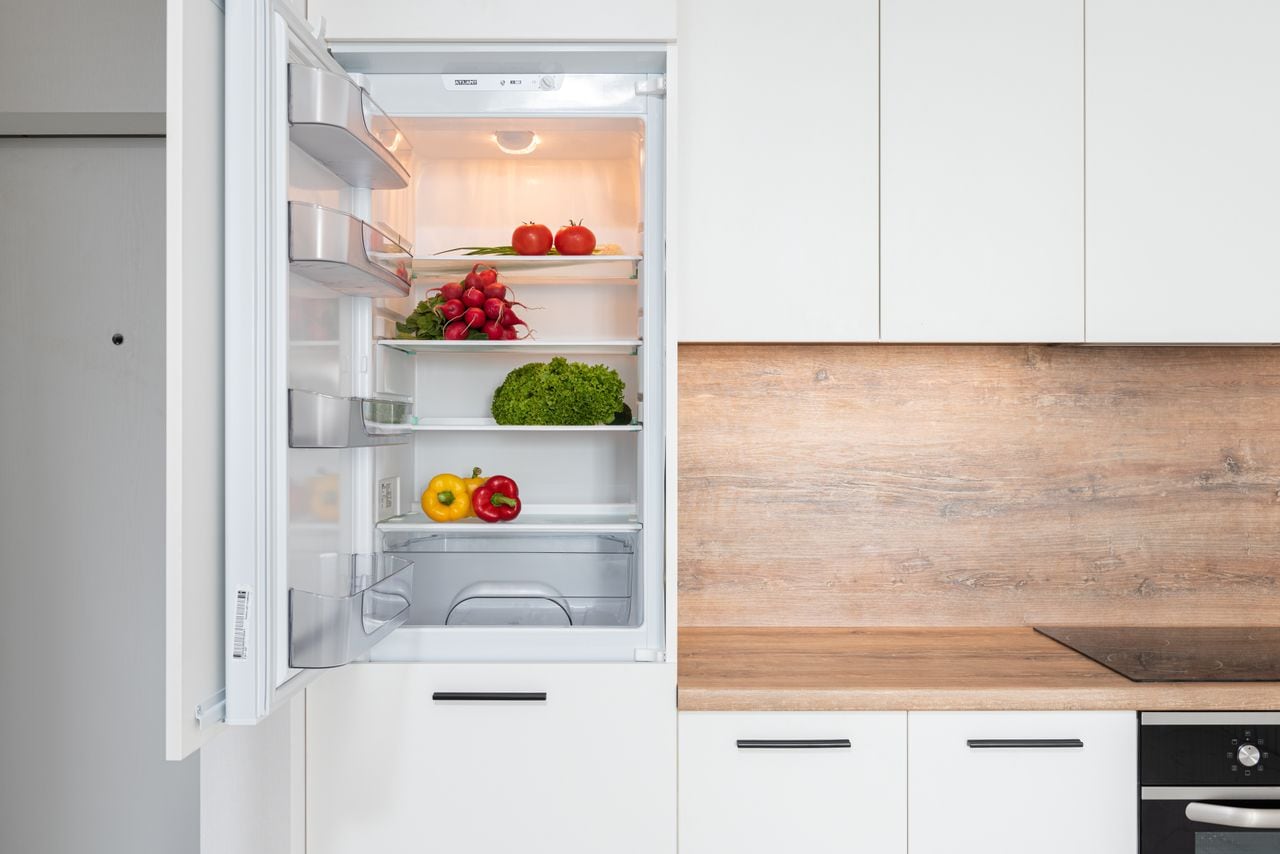 5 Best Compact Refrigerators For Singles, Couples And Small Apartments 5 Best Compact Refrigerators For Singles, Couples And Small Apartments