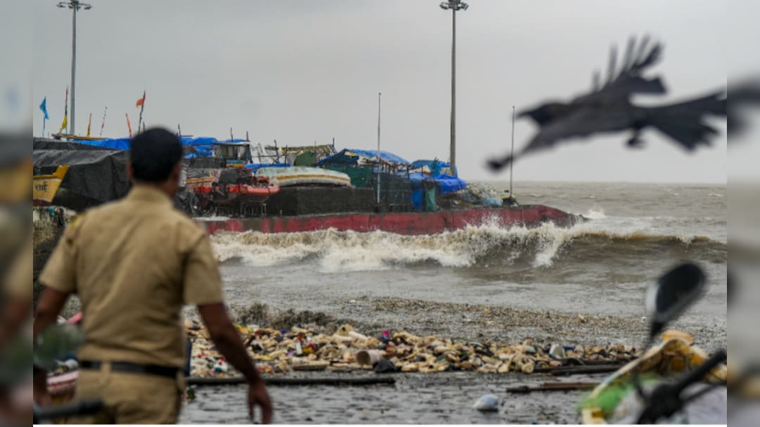 Weather Today Live: Mumbai Rain Fury Continues For 3rd Day, Emergency Teams Deployed Across City