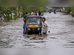 मौसम पर विकास की मार, कीमत चुका रहा है इंसान, समझिए विनाश की वजह क्यों बन रही है बारिश