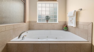 US Woman Miraculously Survives 9 Days Trapped In Her Home Bathtub