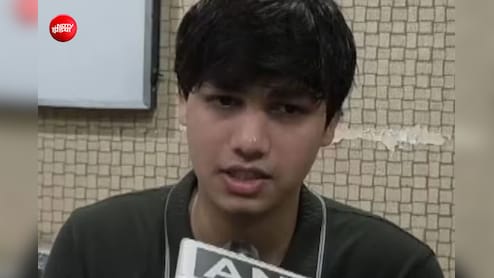 NEET UG Topper: री-नीट के फैसले से खुश हैं जबलपुर के आर्यमन सोलंकी, AIR 46 हासिल कर पूरा करेंगे AIIMS दिल्ली का सपना
