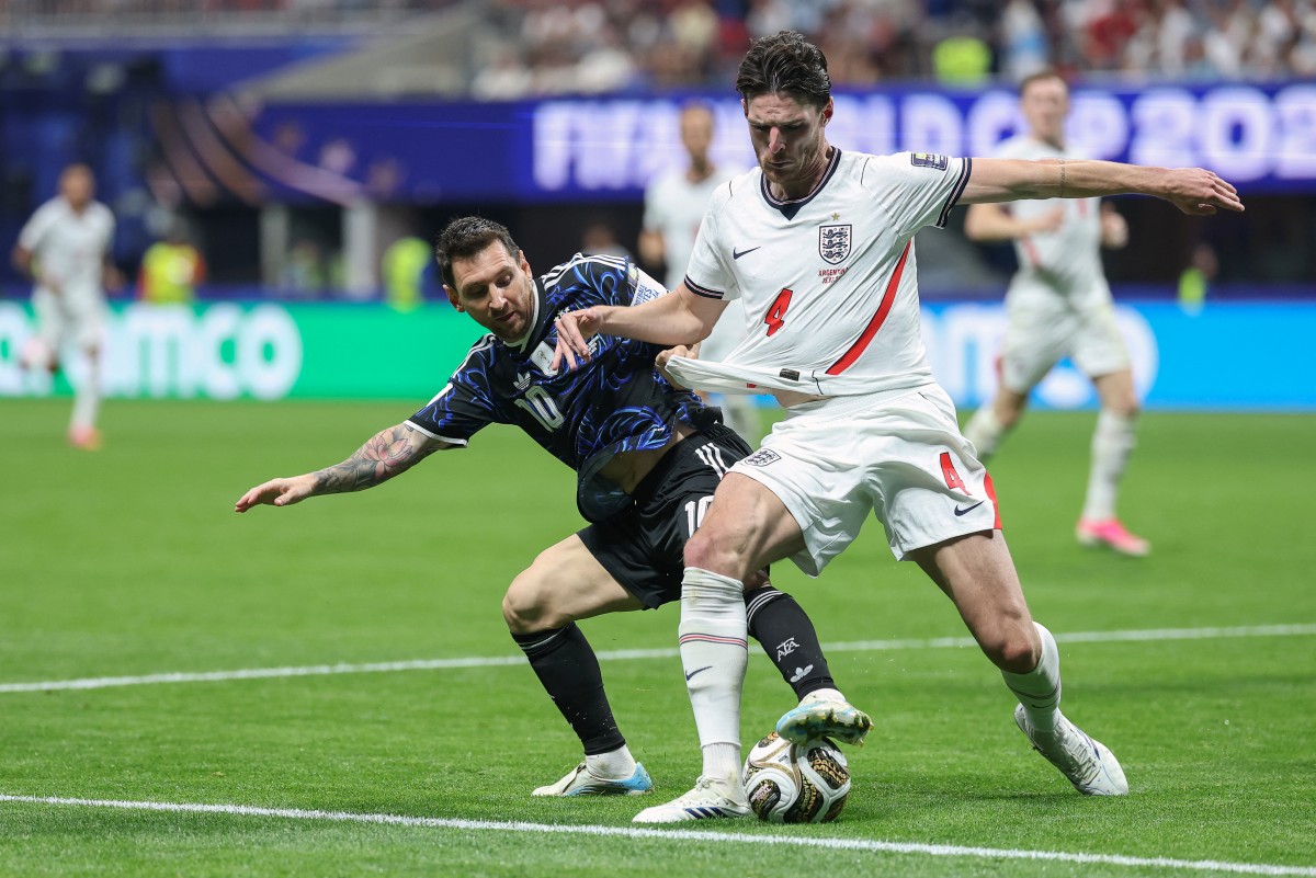 Did Messi Save England Star From Red Card During WC Semis? New Video Surfaces
