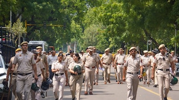 Delhi Police Says No Ban Imposed On Food Delivery, Calls Social Media Claims 'Rumours'
