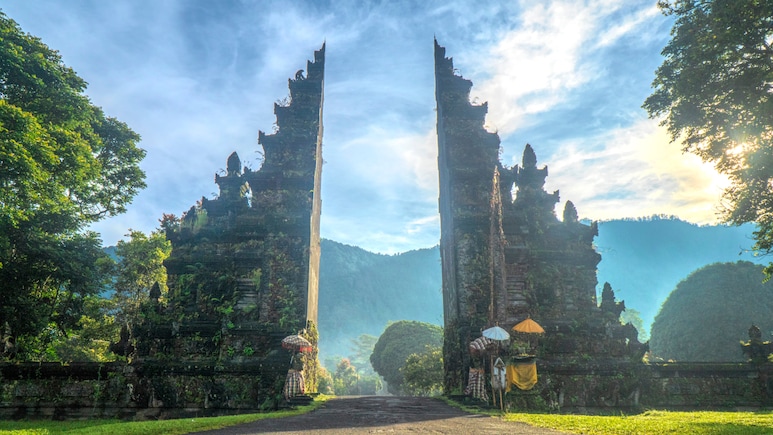 Bali Deports 3 Foreign Nationals From India, Singapore And China Over Visa Violations