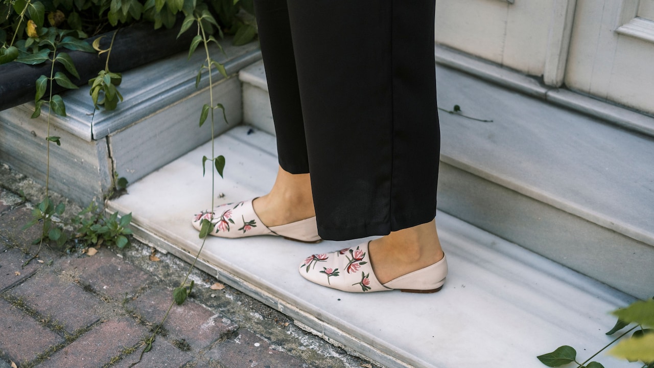 Best Rounded-Toe Flats: Smart Tips For Comfort, Fit And Support