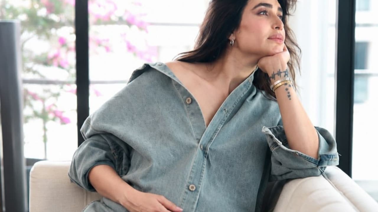 karishma tanna maternity photo shoot karishma tanna maternity photo shoot