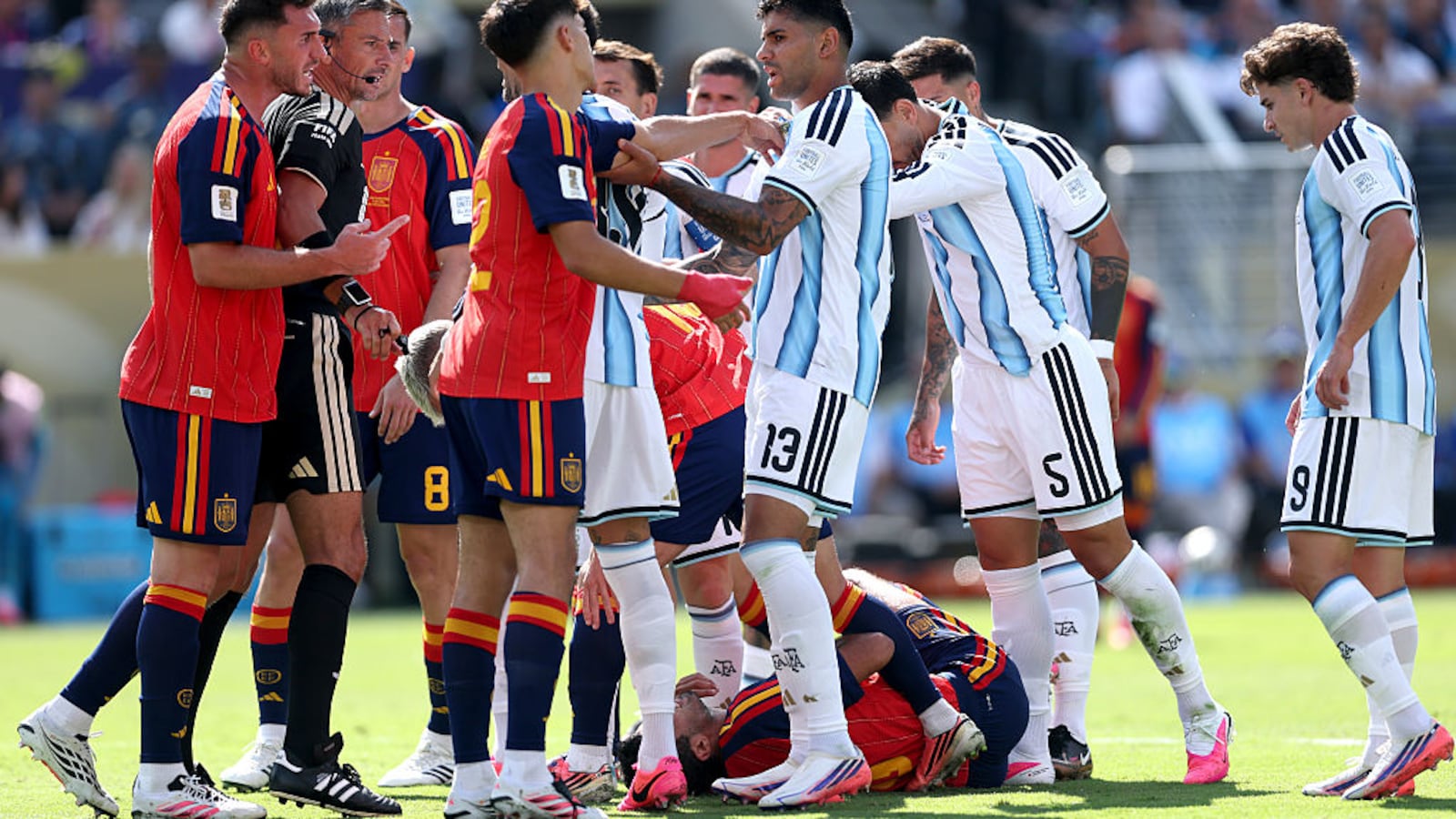 Argentina vs Spain LIVE Score, FIFA World Cup 2026 Final: Heated Brawl Breaks Out In 2nd Half; Referee Punishes Argentina | ARG 0-0 ESP