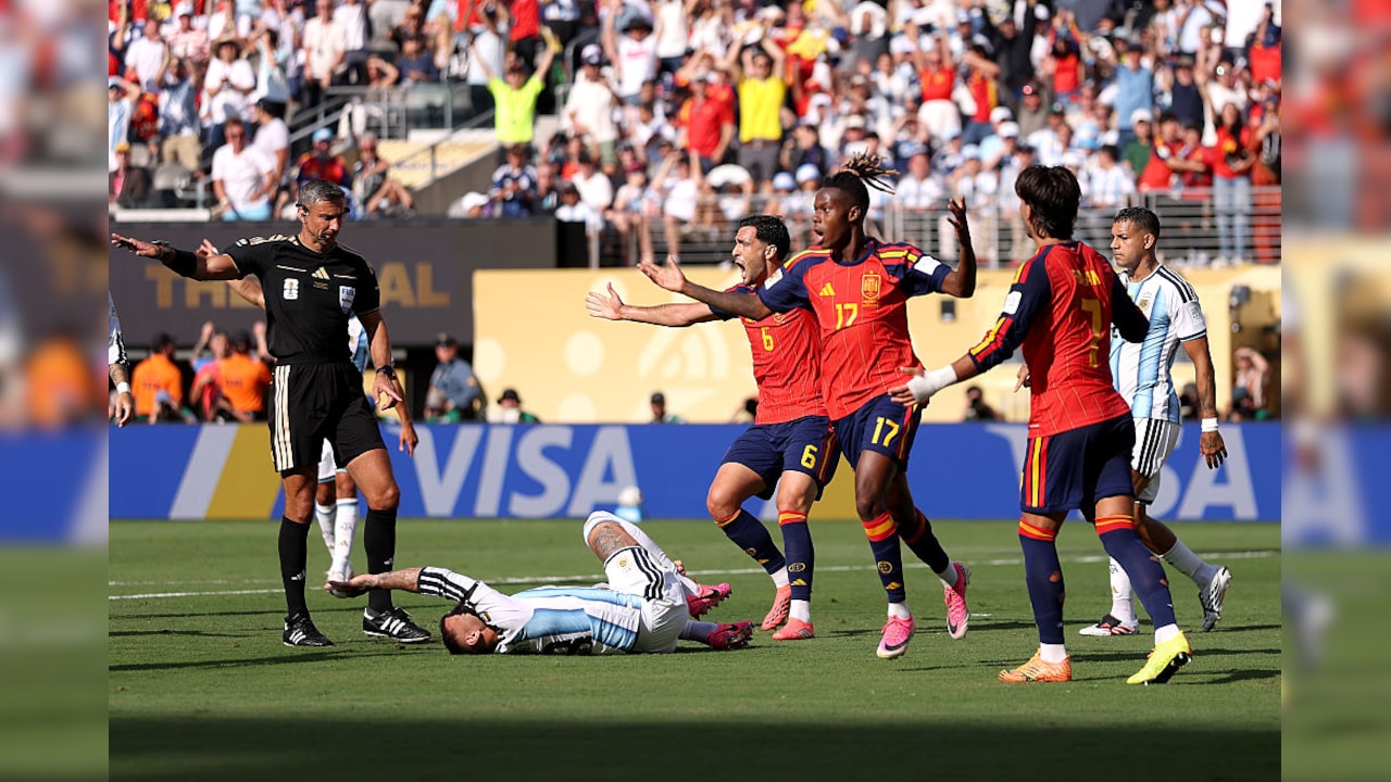 Argentina vs Spain LIVE Score:  स्पेन ने 106 मिनट में दागा वर्ल्ड कप फाइनल पहला गोल